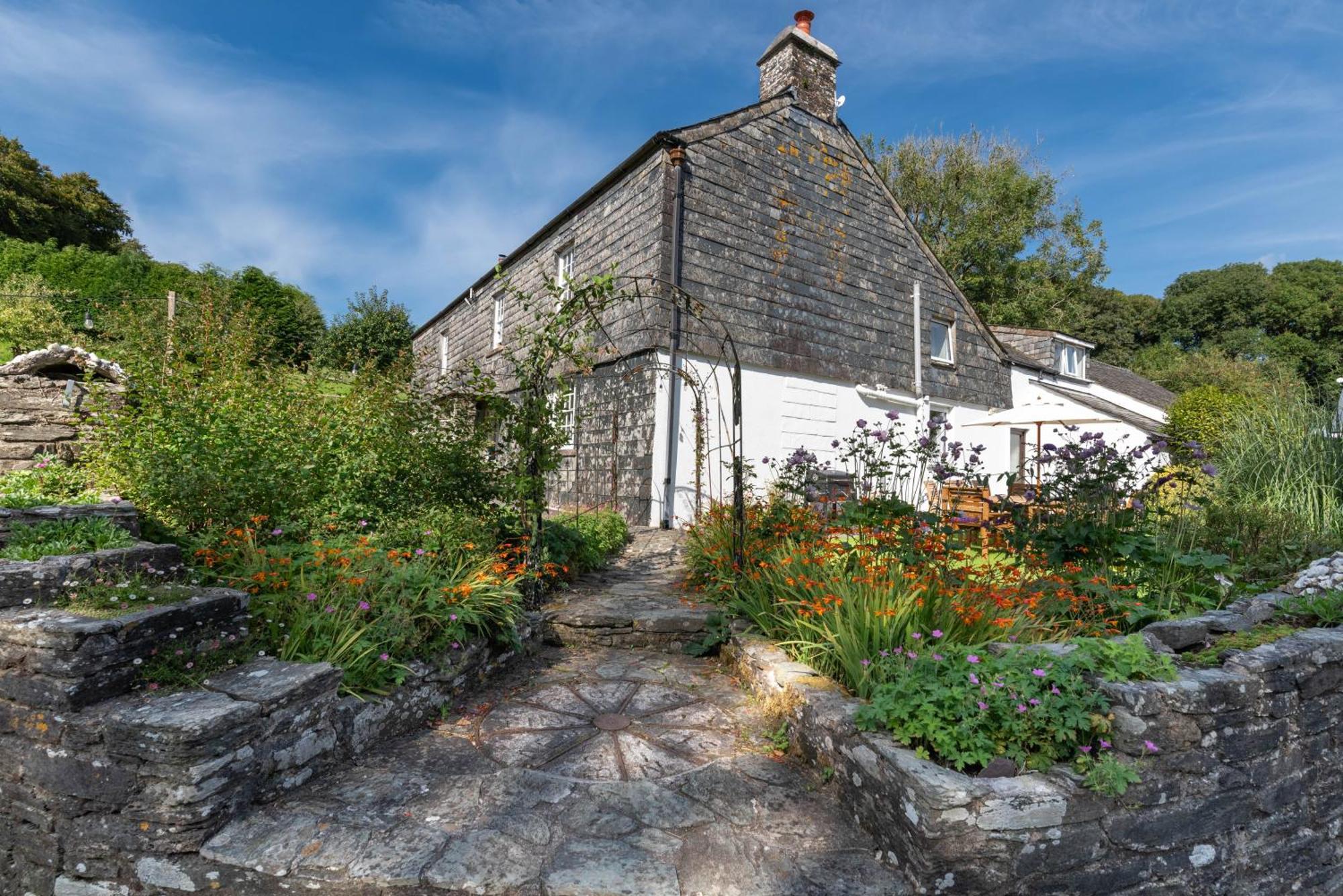 Ta Mill Holiday Cottages & Lodges -Ta Mill House Launceston Exterior photo